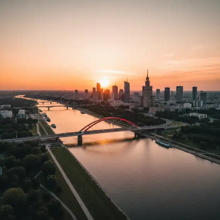 Mosty w Warszawie mapa: Przewodnik po warszawskich mostach drogowych