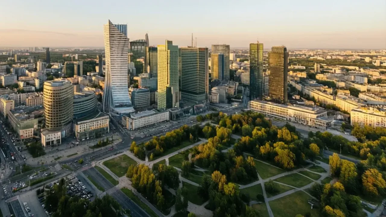 Skandal w Google Maps: Warszawskie punkty z wulgarnymi nazwami. Czy to był zaplanowany atak?