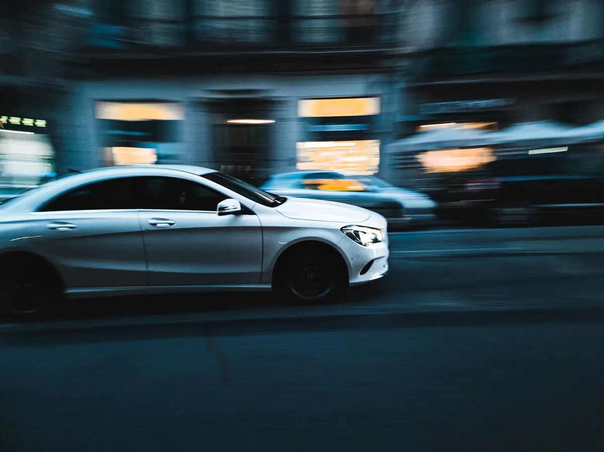 Rent Dream Car: Ekspercki przewodnik po wynajmie pojazdów luksusowych i sportowych