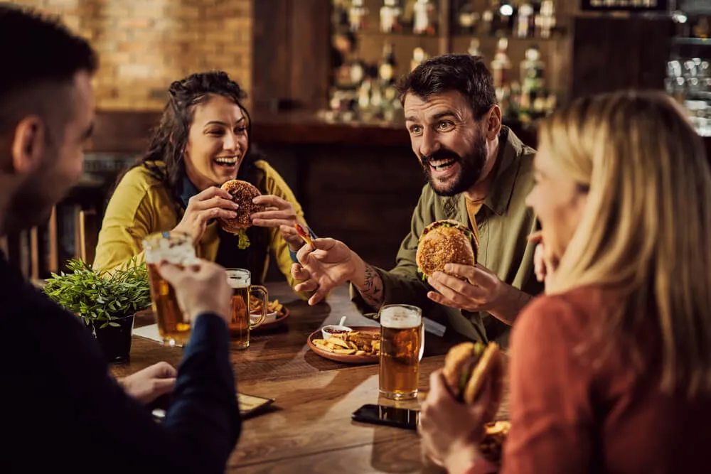 Wspólna kolacja, różne potrzeby dietetyczne – jak wybrać restaurację w Warszawie? Wspólna kolacja, różne potrzeby dietetyczne – jak wybrać restaurację w Warszawie?